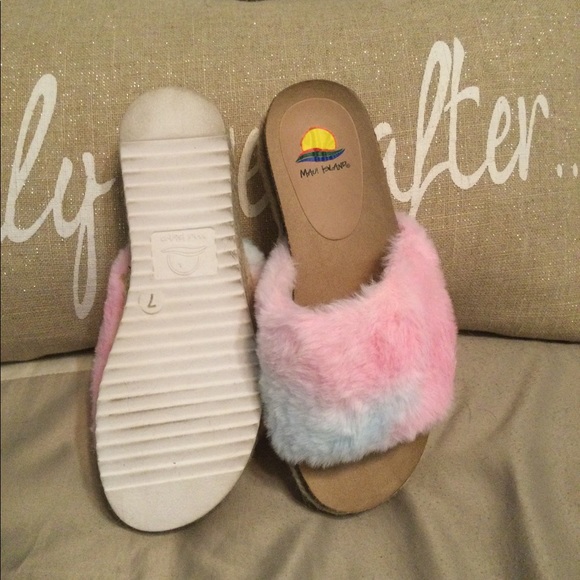 Fuzzy platform espadrille sandals - Picture 3 of 3